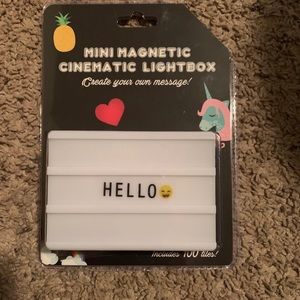 Magnetic message board